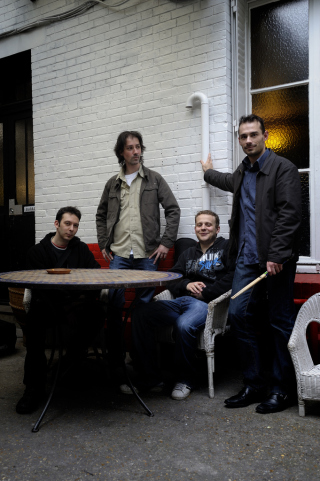 2010-05-10_LunaRossa_2649.thumb.jpg [320x481]
